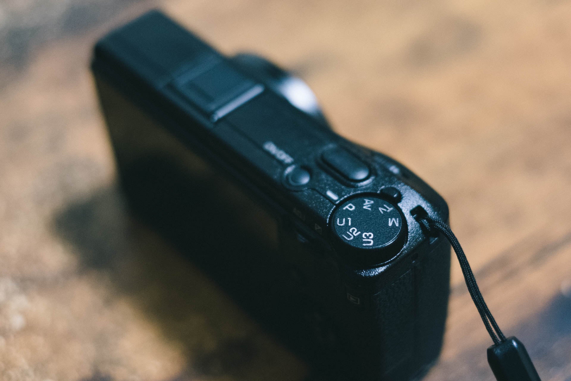 コンパクトデジタルカメラ オート撮影モード Amazon | AiMike 8K WIFI転送機能 デジタルカメラ スマホに送れる